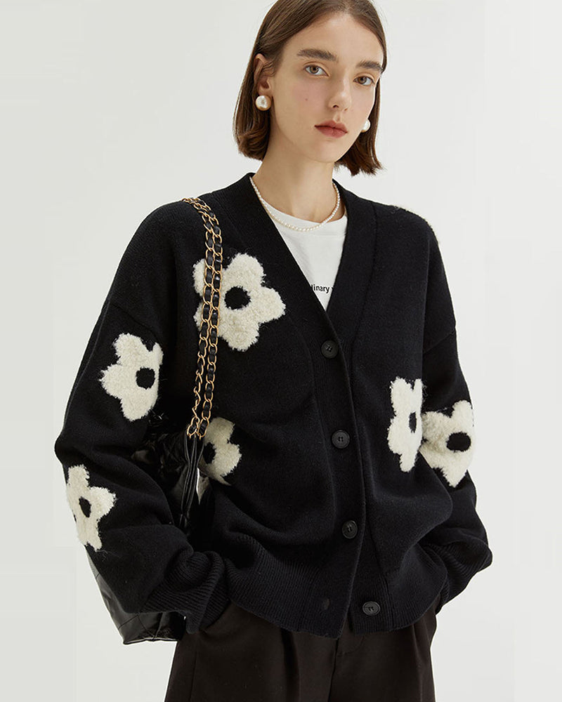 V-Neck Three-dimensional Inlaid Flower Knit Cardigan