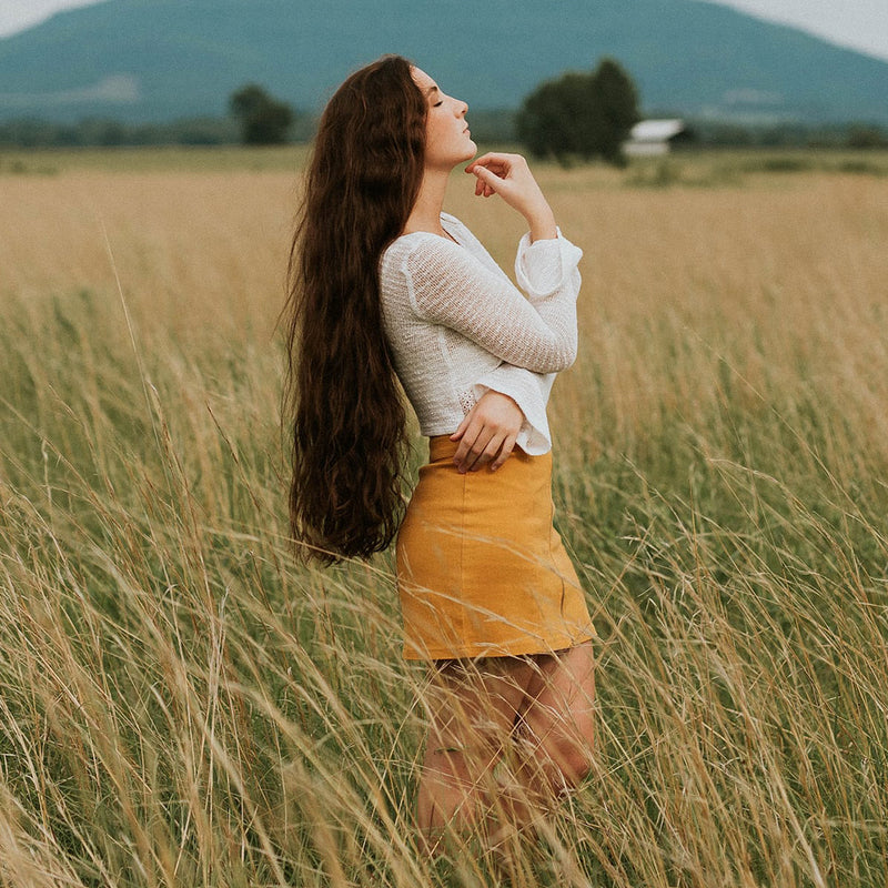 Autumn Women's Fashion Pairings and Trend Elements Sharing